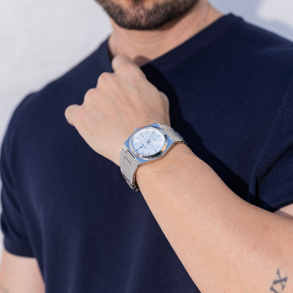 Poedagar Quartz Stainless Steel Water Resistant Men’s Day-Date Watch